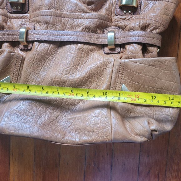 100pc Leather Embossed Croc "Eden" Bag, B. Makowsky - Picture 5 of 11